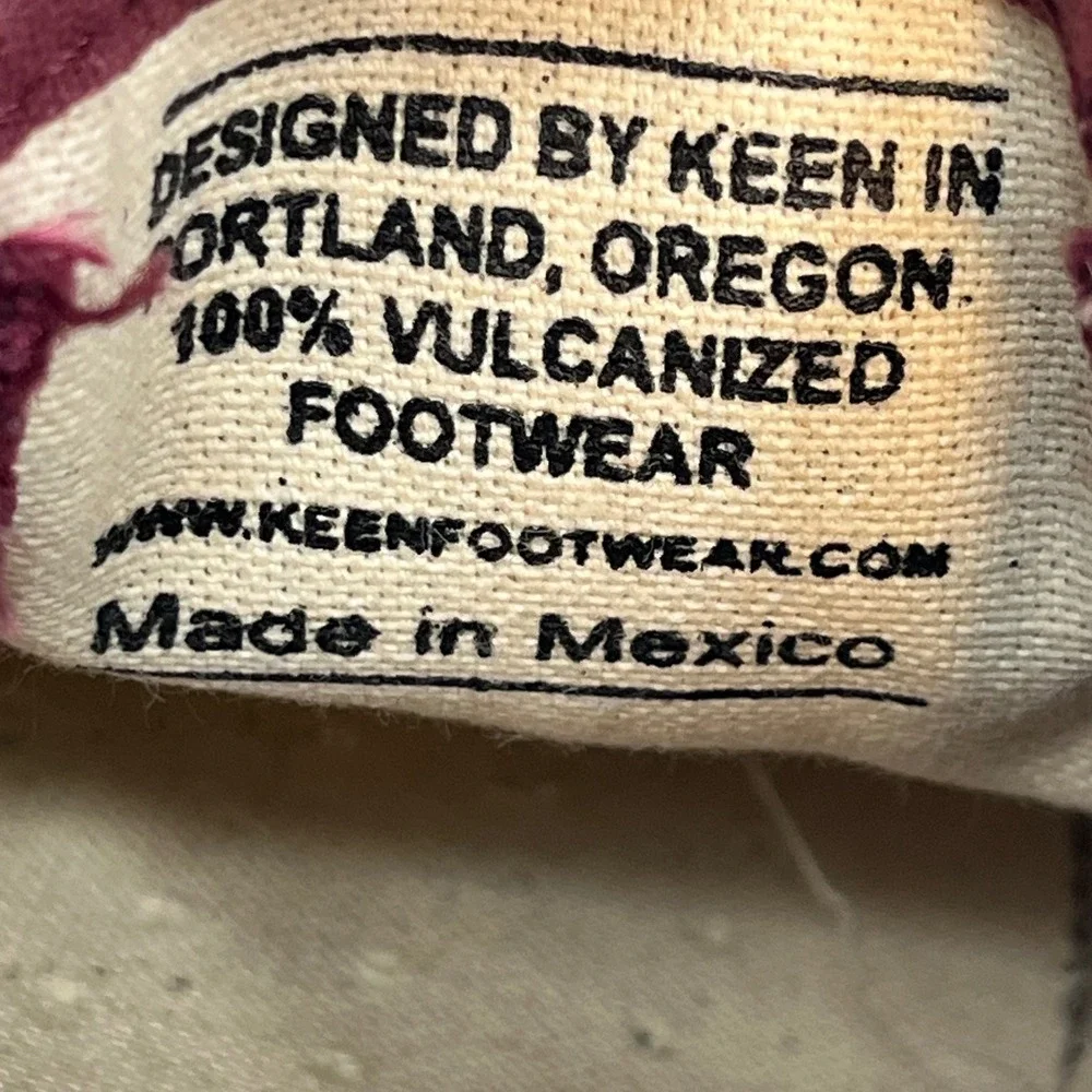 KEEN Coronado III Women's Suede‎ Slip On Sneakers Burgundy Comfort Casual 8